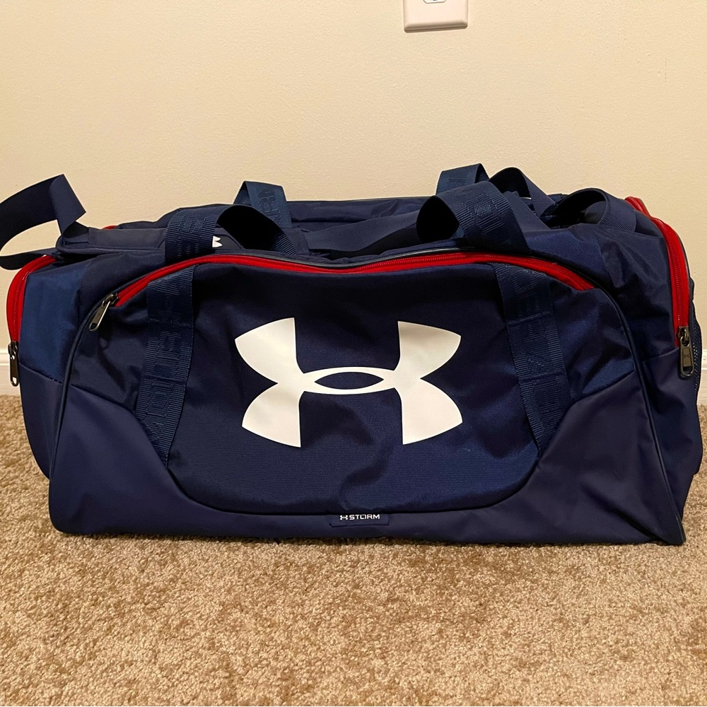 Under Armour Medium duffle bag